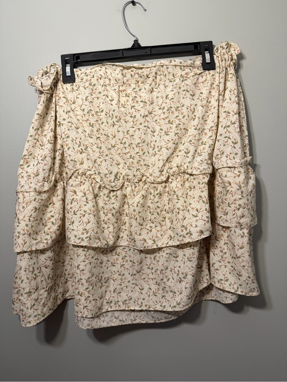 Cream Floral Tiered Ruffle Skirt